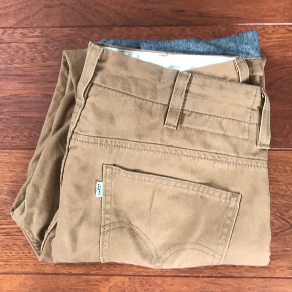505 Levi’s Tan Khakis with Inner Lining - Picture 2 of 6